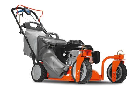 R152