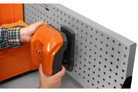 Husqvarna Wandmontage f. 40-C Ladegeräte